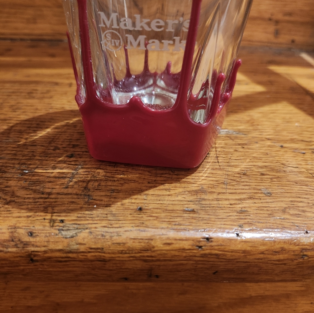 🛒🛍️💥Vintage collectable glass Makers Mark whiskey glass